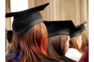 A Brief Guide on the History of Graduation Gowns